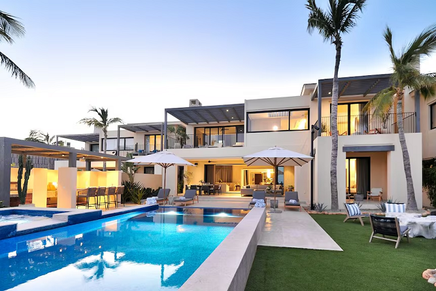 Luxury Villas and Private Residences