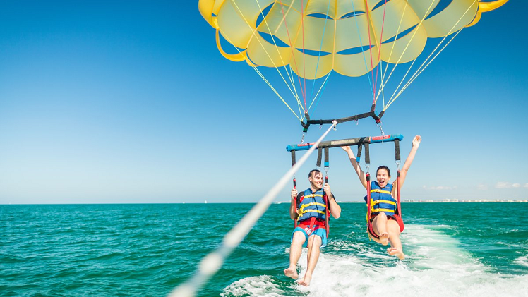 Best Florida Beaches for Adventure & Water Sports